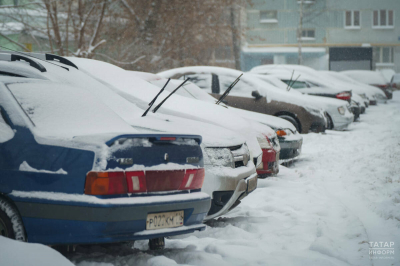 Платную парковку организуют на улице Большая Крыловка в Казани