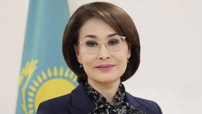 Акмарал Альназарова не смогла назвать исключенные из реестра бесплатных лекарства