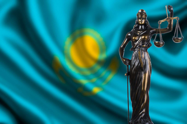 За взятку осужден бывший замакима района Шымкента