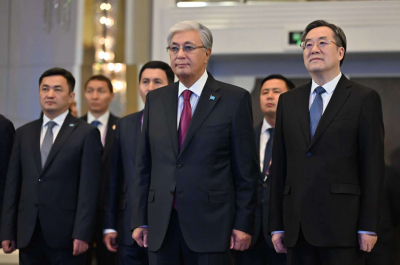 Токаев и Сюэсян открыли в онлайн-режиме новый завод в Жамбылской области