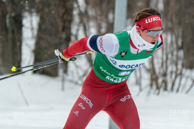 Непряева упала на повороте во время скиатлона на Олимпиаде в Италии