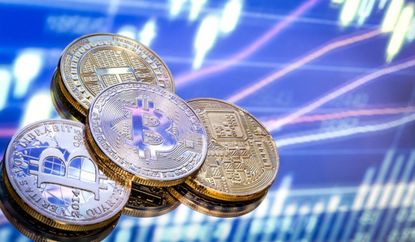 Рынок криптовалют теряет в капитализации, биткоин укрепляет доминирование