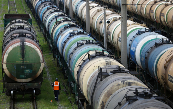 Более 170 фактов незаконного вывоза нефтепродуктов пресечено за три месяца 2024 года