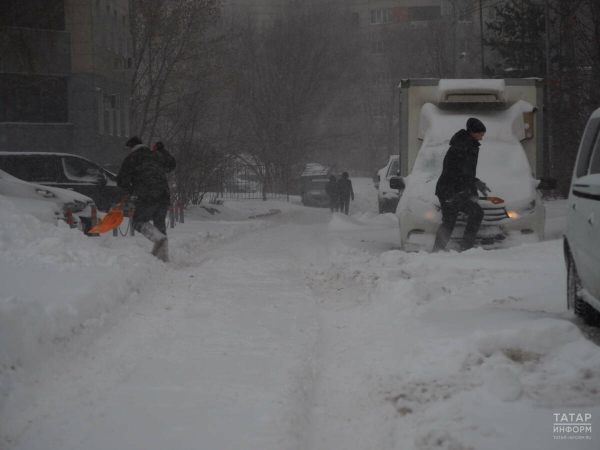 С улиц Казани за сутки вывезли почти 28 тыс. тонн снега