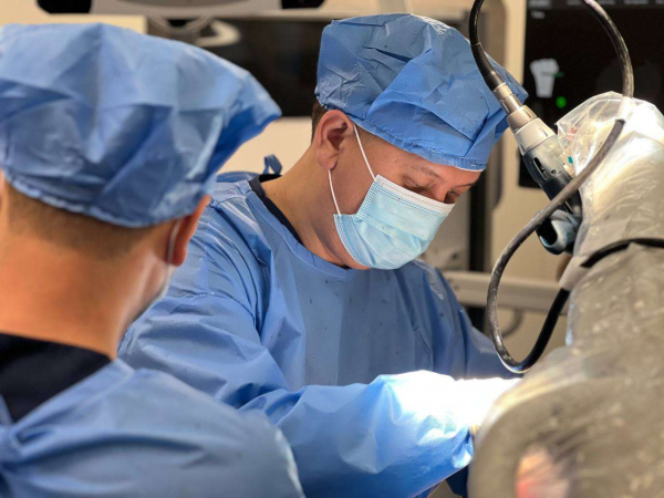 Врачи Казахстана и Узбекистана провели совместную операцию в Ташкенте